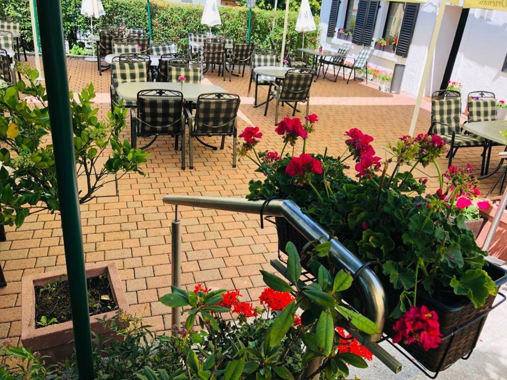 Gasthaus Blume Baden-Baden Exteriör bild